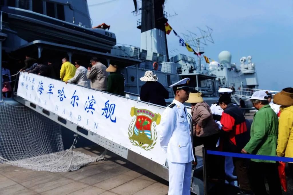 苏州舰官宣,江苏13设区市命名海军大舰实现全覆盖