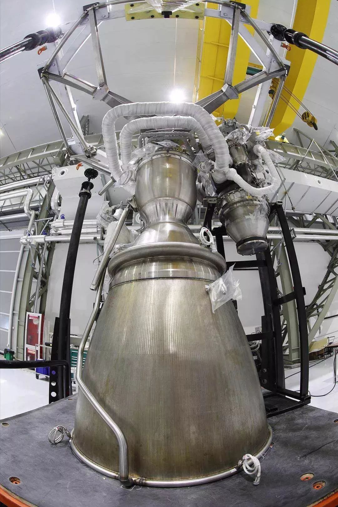 液氢液氧火箭发动机图片